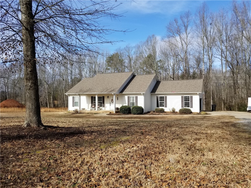 960 Blue Ridge Avenue Belton, SC 29627 - Photo 1 of 28