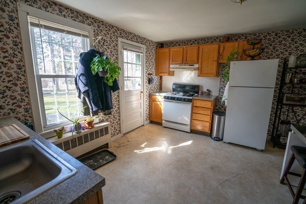 797 Main Street Amherst, MA 01002 - Photo 21 of 40