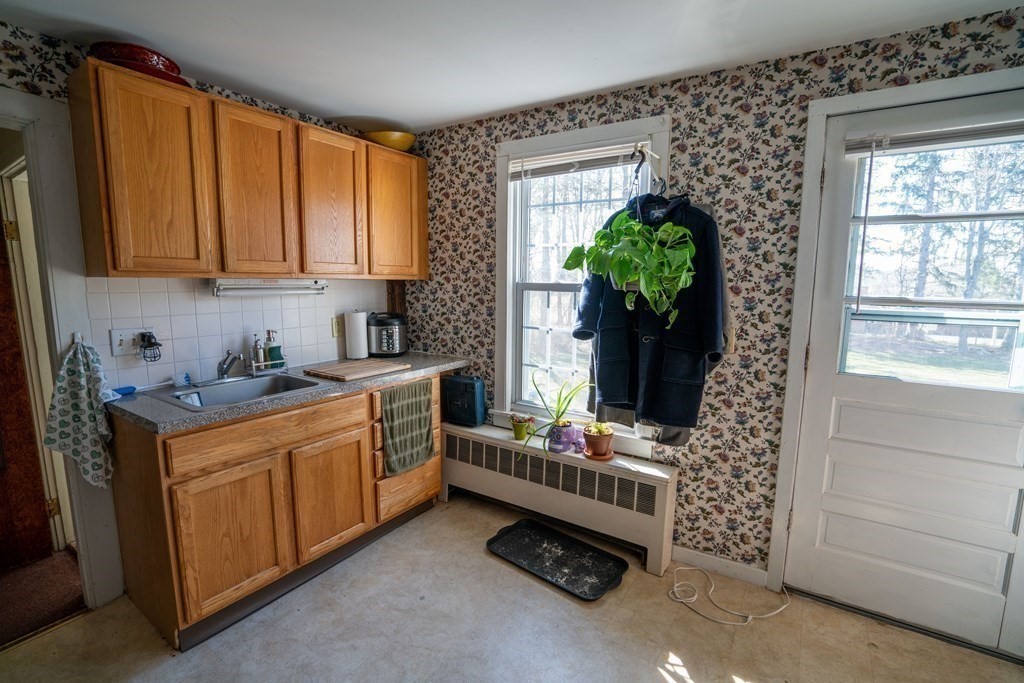 797 Main Street Amherst, MA 01002 - Photo 22 of 40