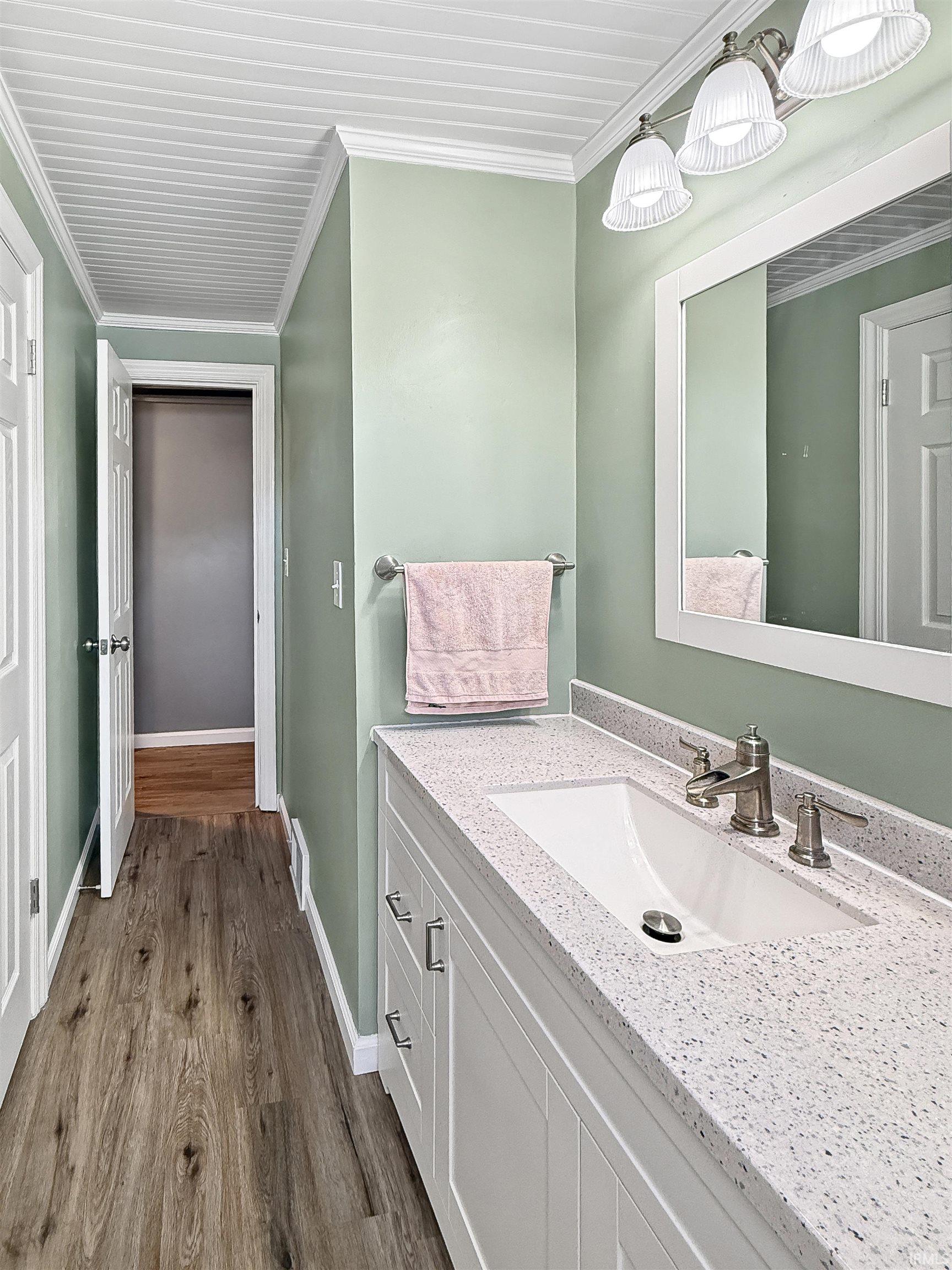 3307 North Newton Street Jasper, IN 47546 - Photo 12 of 31