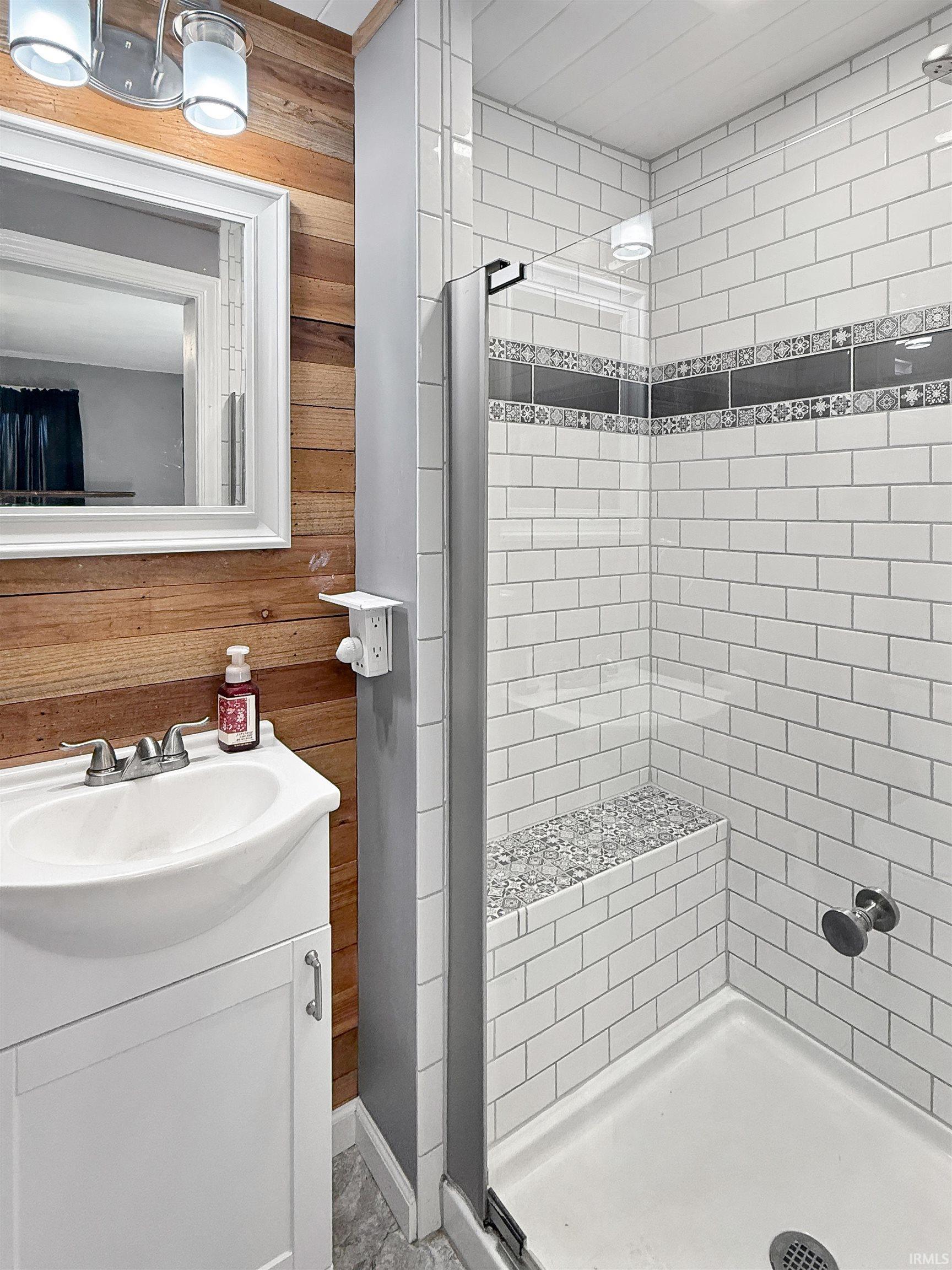 3307 North Newton Street Jasper, IN 47546 - Photo 16 of 31