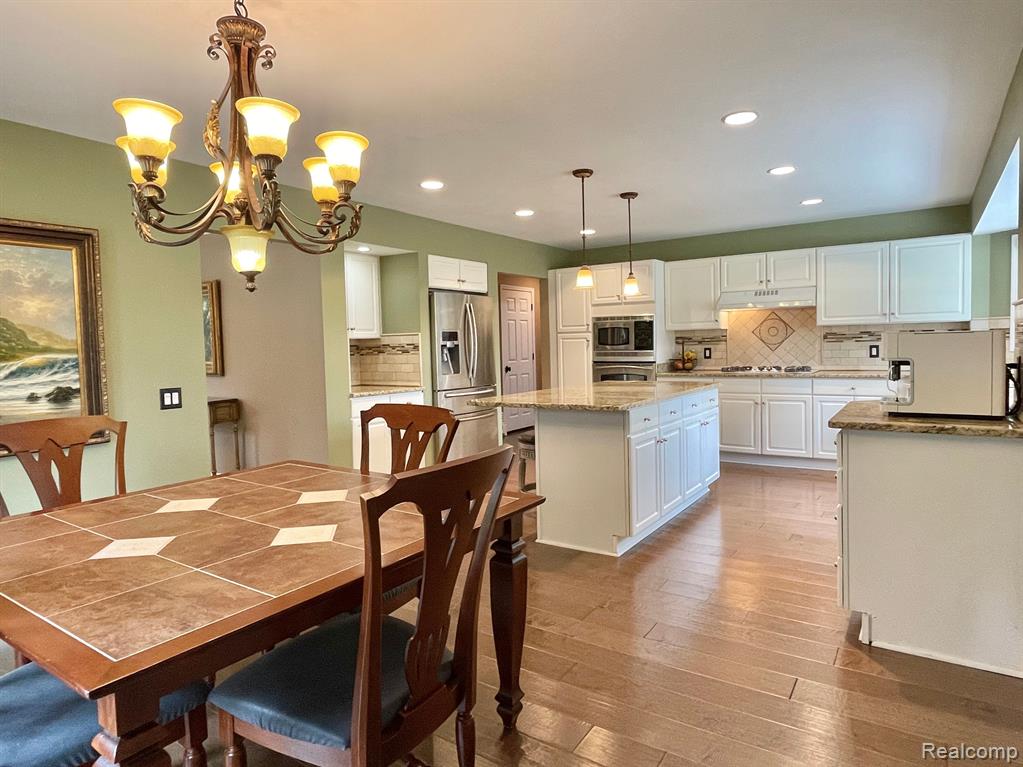 883 Snowmass Drive Rochester Hills, MI 48309 - Photo 17 of 44