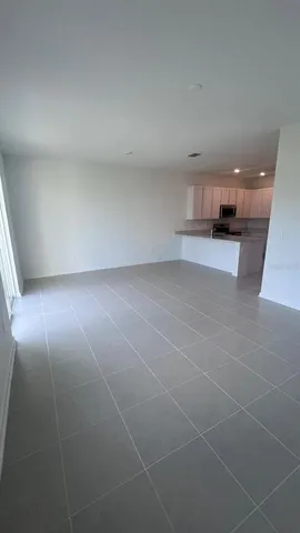 $2,100 | 2683 Skyline Loop, Kissimmee, FL 34758