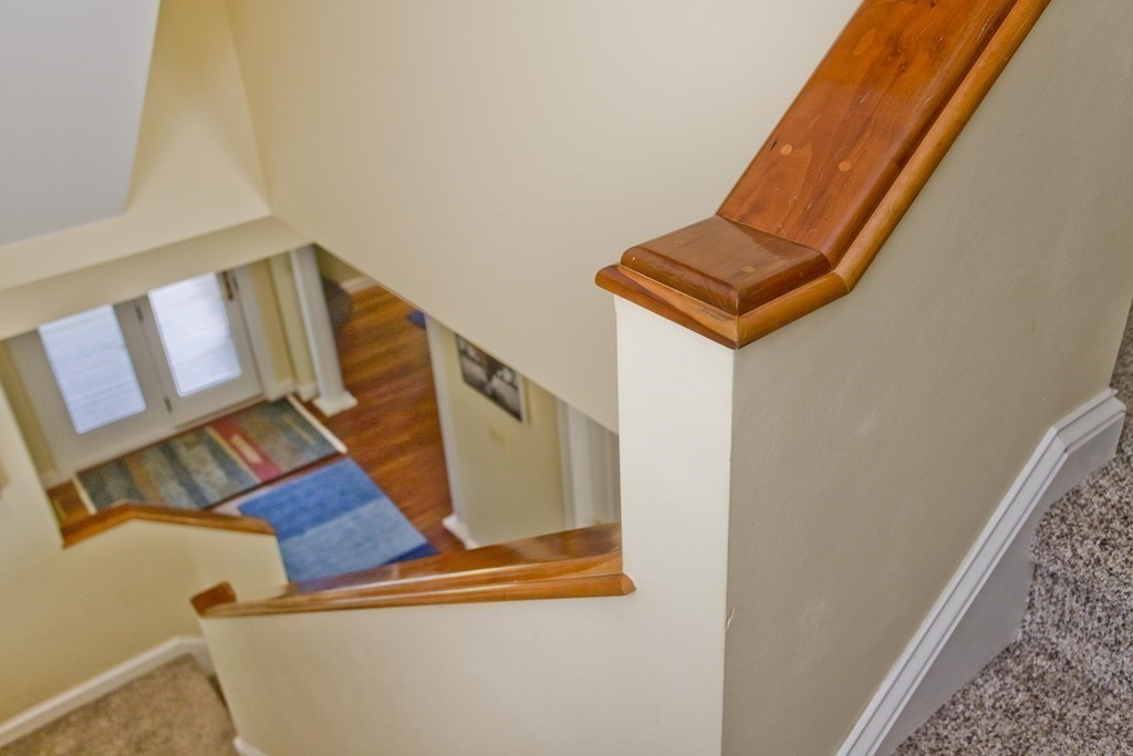 31 Rustlewood Ridge Northampton, MA 01062 - Photo 19 of 42 a view of stairs