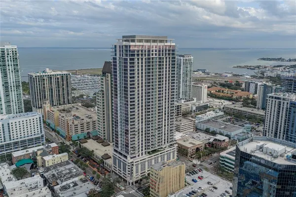 $13,900 | 275 1st Avenue South, Unit 1701, St. Petersburg, FL 33701