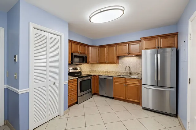 $238,000 | 324 Deer Lake Drive, Nashville, TN 37221