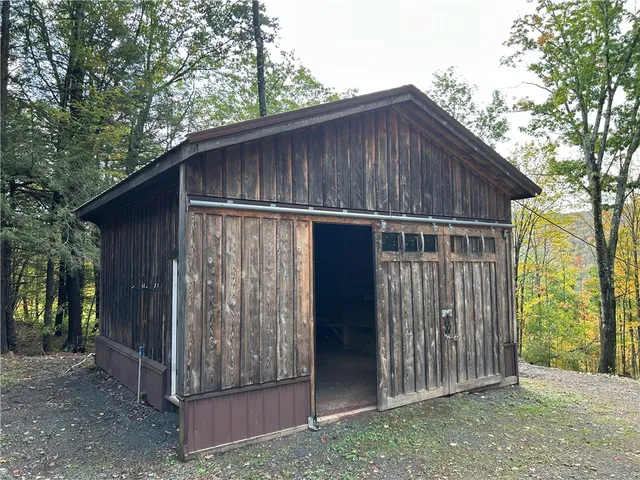 $325,000 | 605 Weaver Avenue, Andes, NY 13731