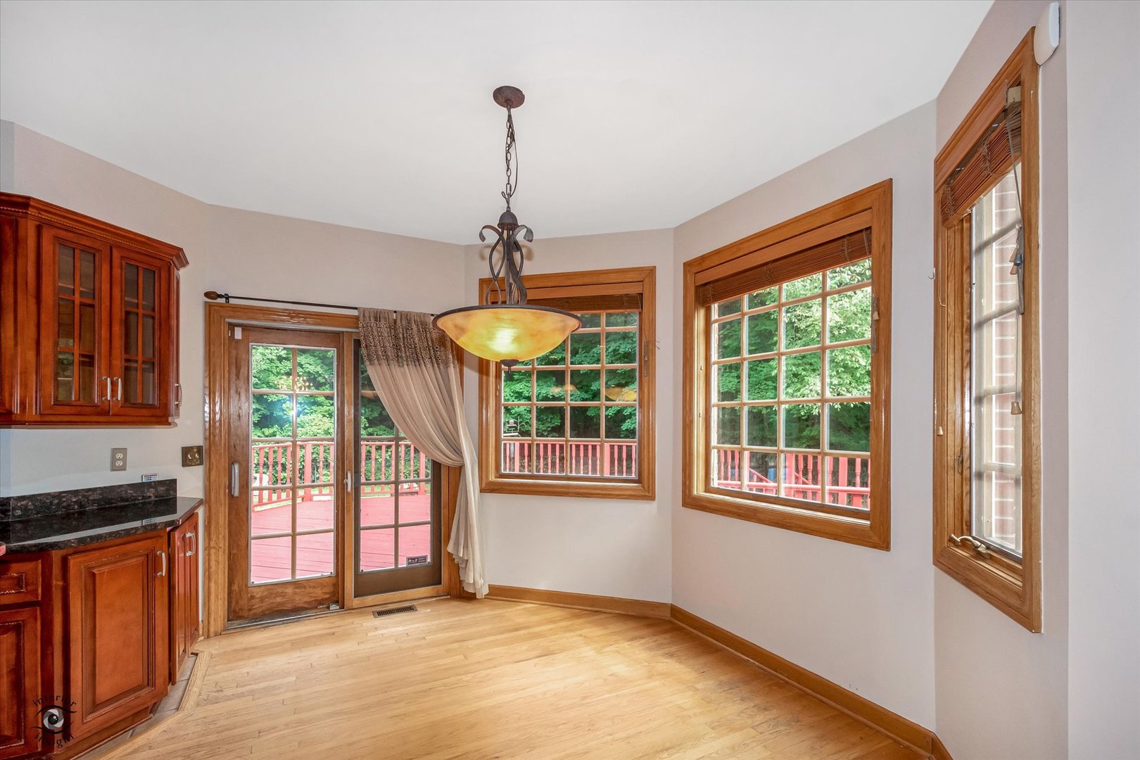 20841 Wolf Road Mokena, IL 60448 - Photo 23 of 40 a view of an empty room with a window