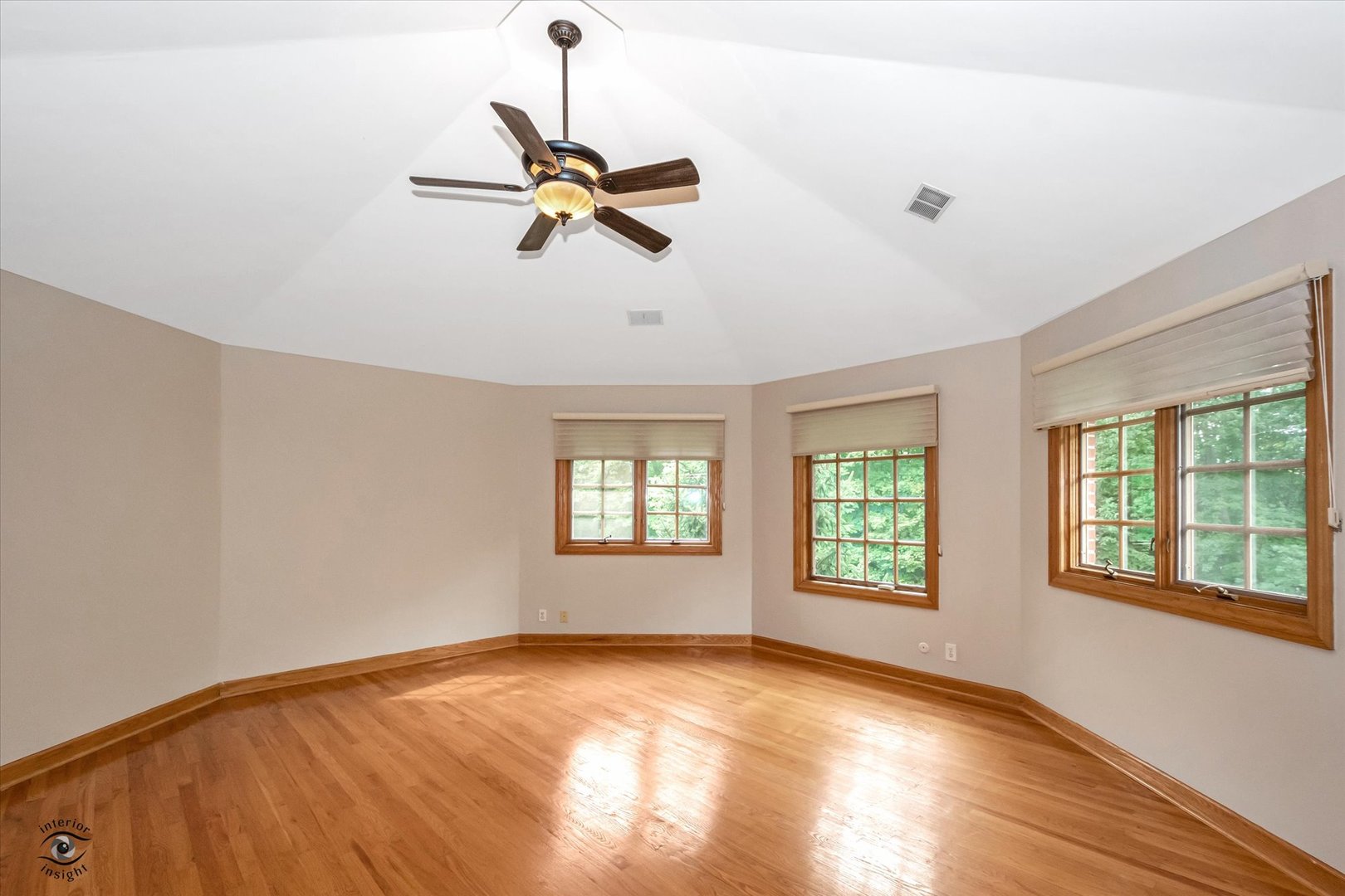 20841 Wolf Road Mokena, IL 60448 - Photo 26 of 40 a view of empty room with windows
