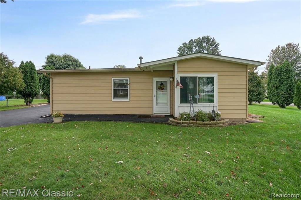 1110 Beta Road Walled Lake, MI 48390 - Photo 1 of 20