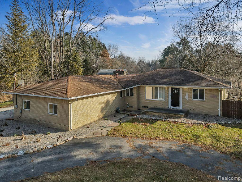 9108 North Webster Road Clio, MI 48420 - Photo 3 of 51