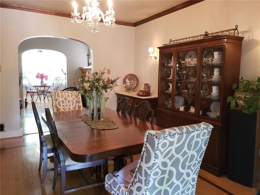 450 Mapleton Avenue Mt. Lebanon, PA 15228 - Photo 11 of 25 Gallery Image 11