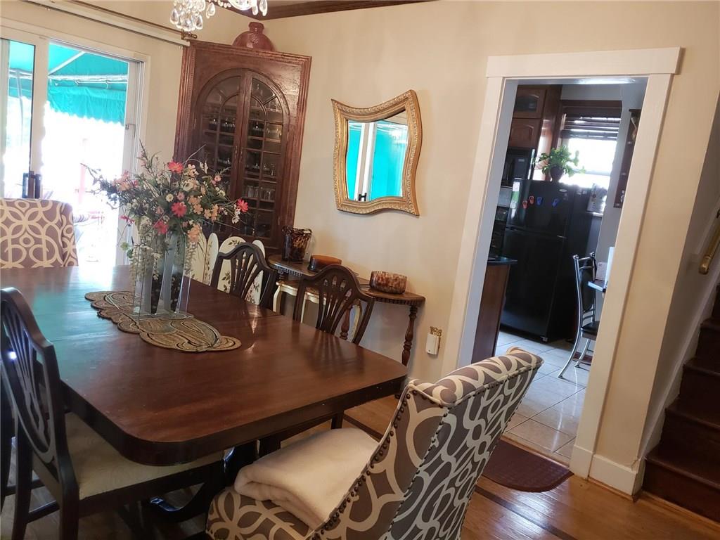 450 Mapleton Avenue Mt. Lebanon, PA 15228 - Photo 12 of 25 Gallery Image 12