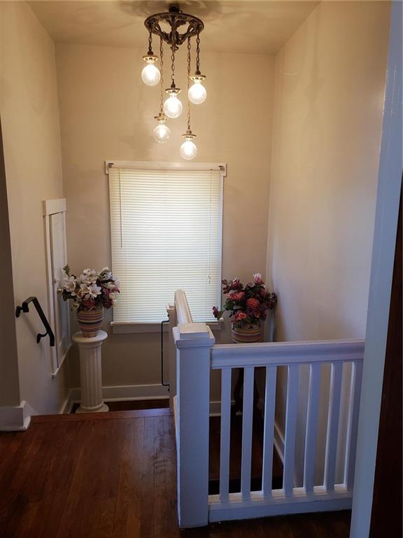 450 Mapleton Avenue Mt. Lebanon, PA 15228 - Photo 17 of 25 Gallery Image 17