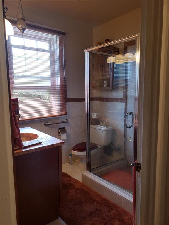 450 Mapleton Avenue Mt. Lebanon, PA 15228 - Photo 18 of 25 Gallery Image 18