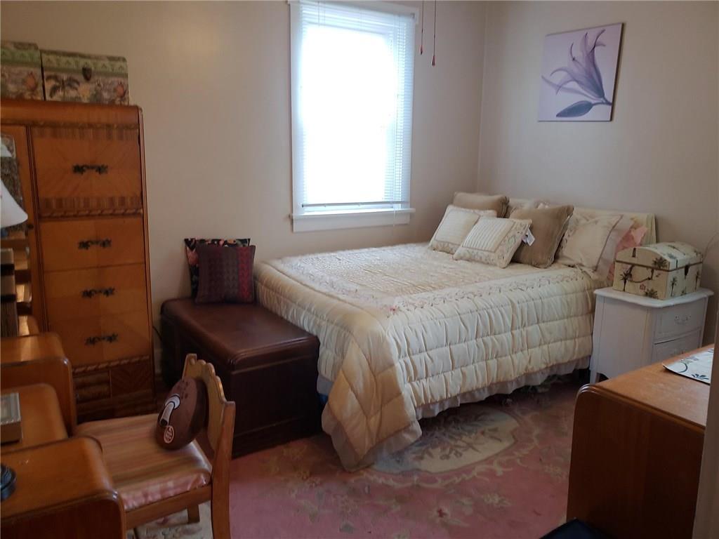 450 Mapleton Avenue Mt. Lebanon, PA 15228 - Photo 20 of 25 Gallery Image 20