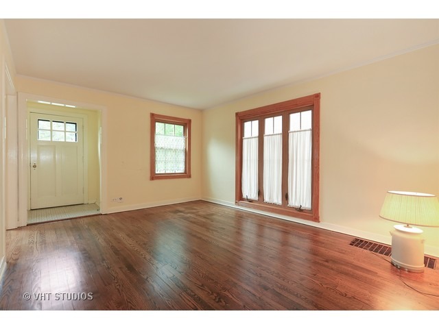1508 Potter Road Park Ridge, IL 60068 - Photo 2 of 11