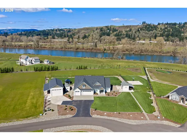 $1,650,000 | 136 Klazina Court, Woodland, WA 98674