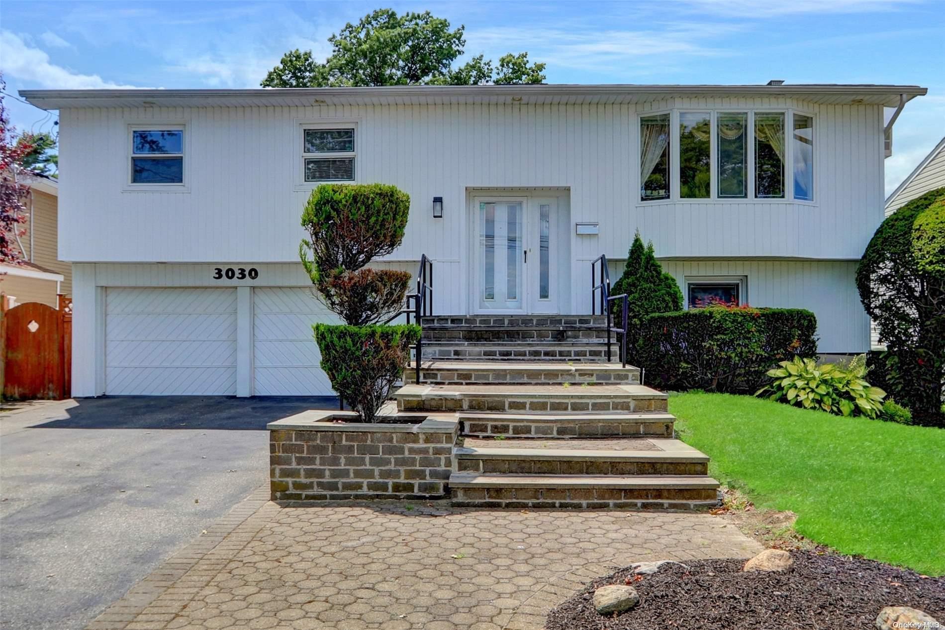 3030 Susan Road Bellmore, NY 11710 - Photo 1 of 1 Gallery Image 1