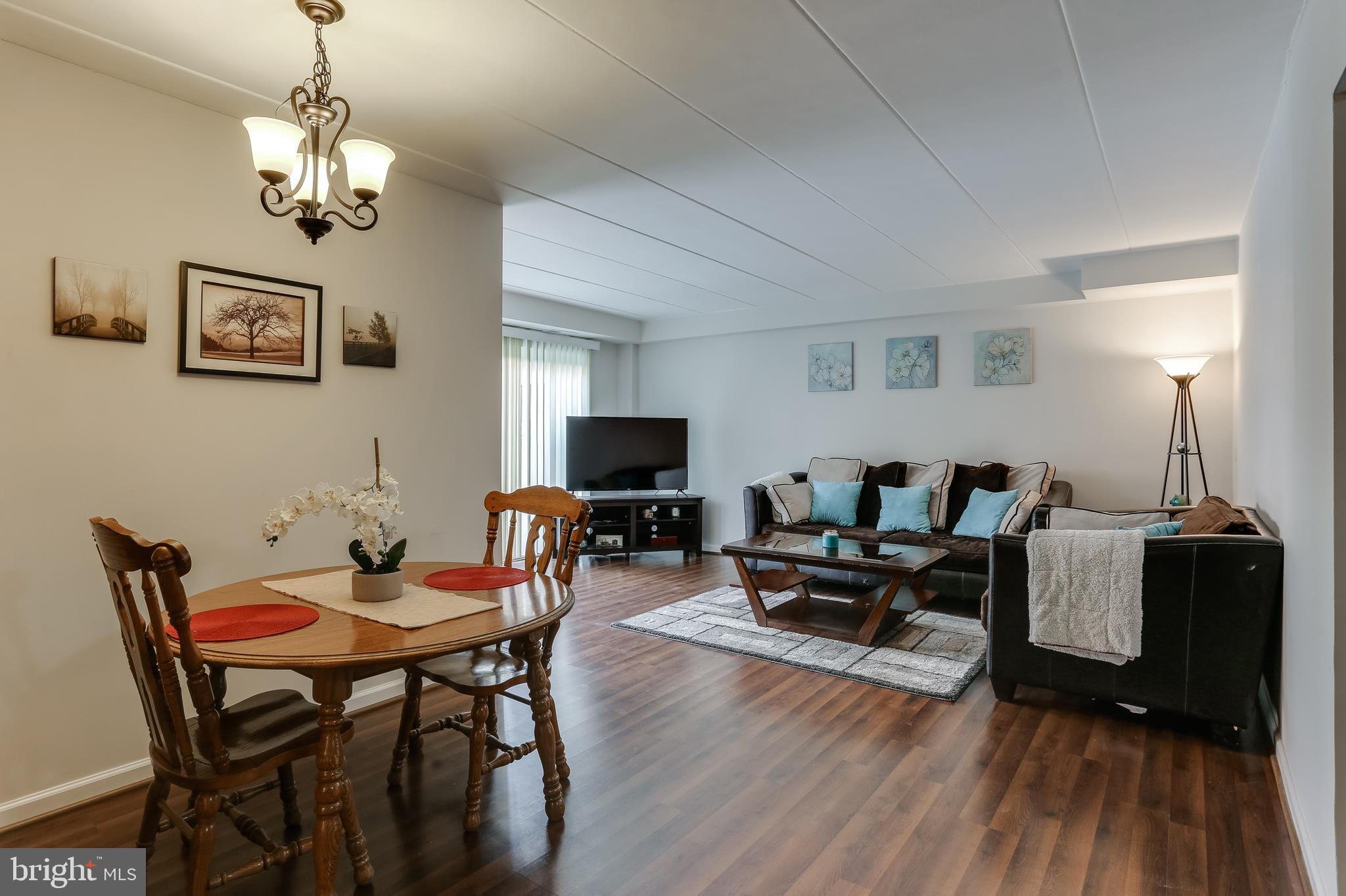 10502 Faulkner Ridge Circle, Unit 117 Columbia, MD 21044 - Photo 7 of 32 Separate Dinning Room