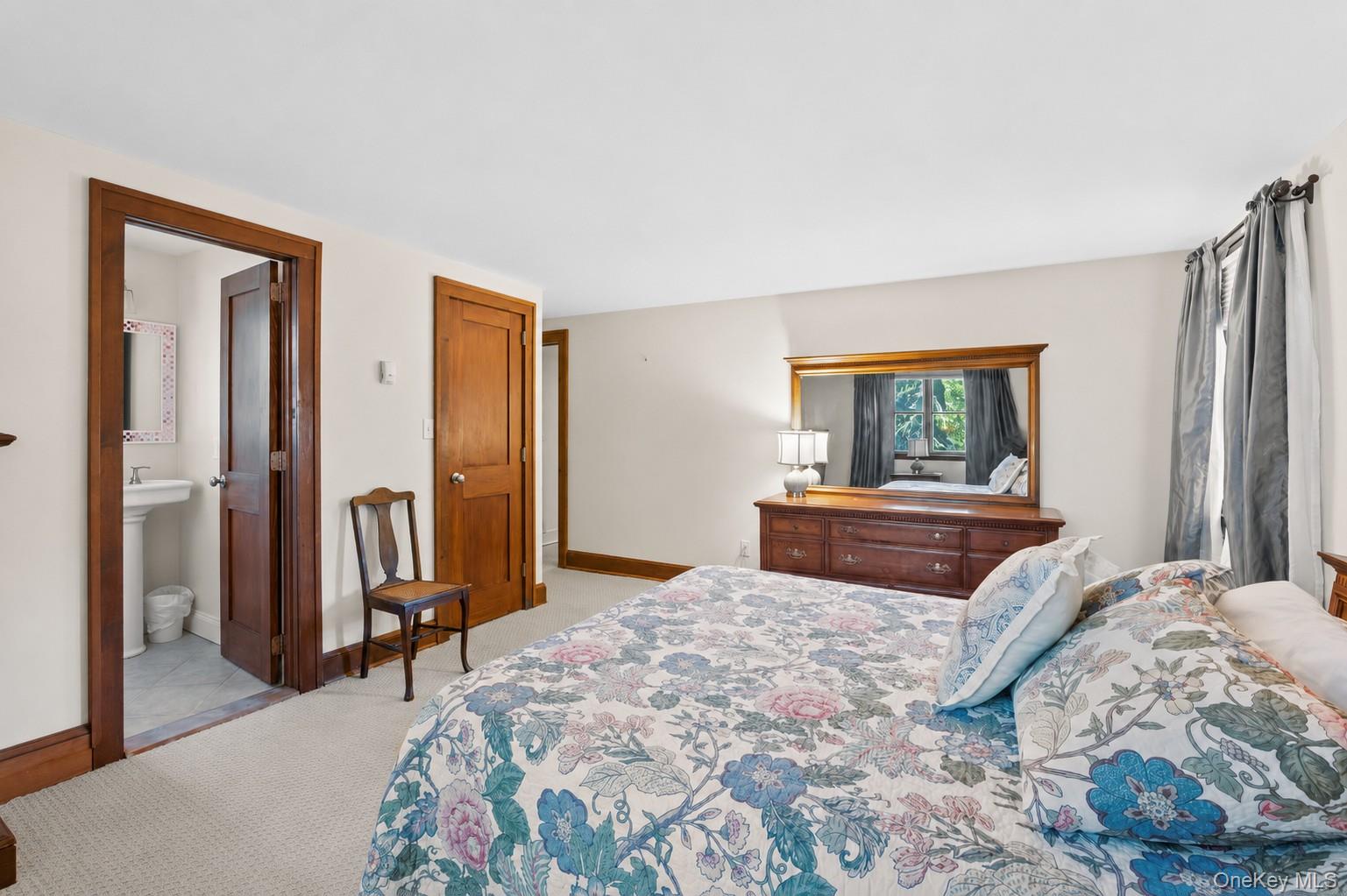 217 Soundview Road Huntington, NY 11743 - Photo 30 of 50
