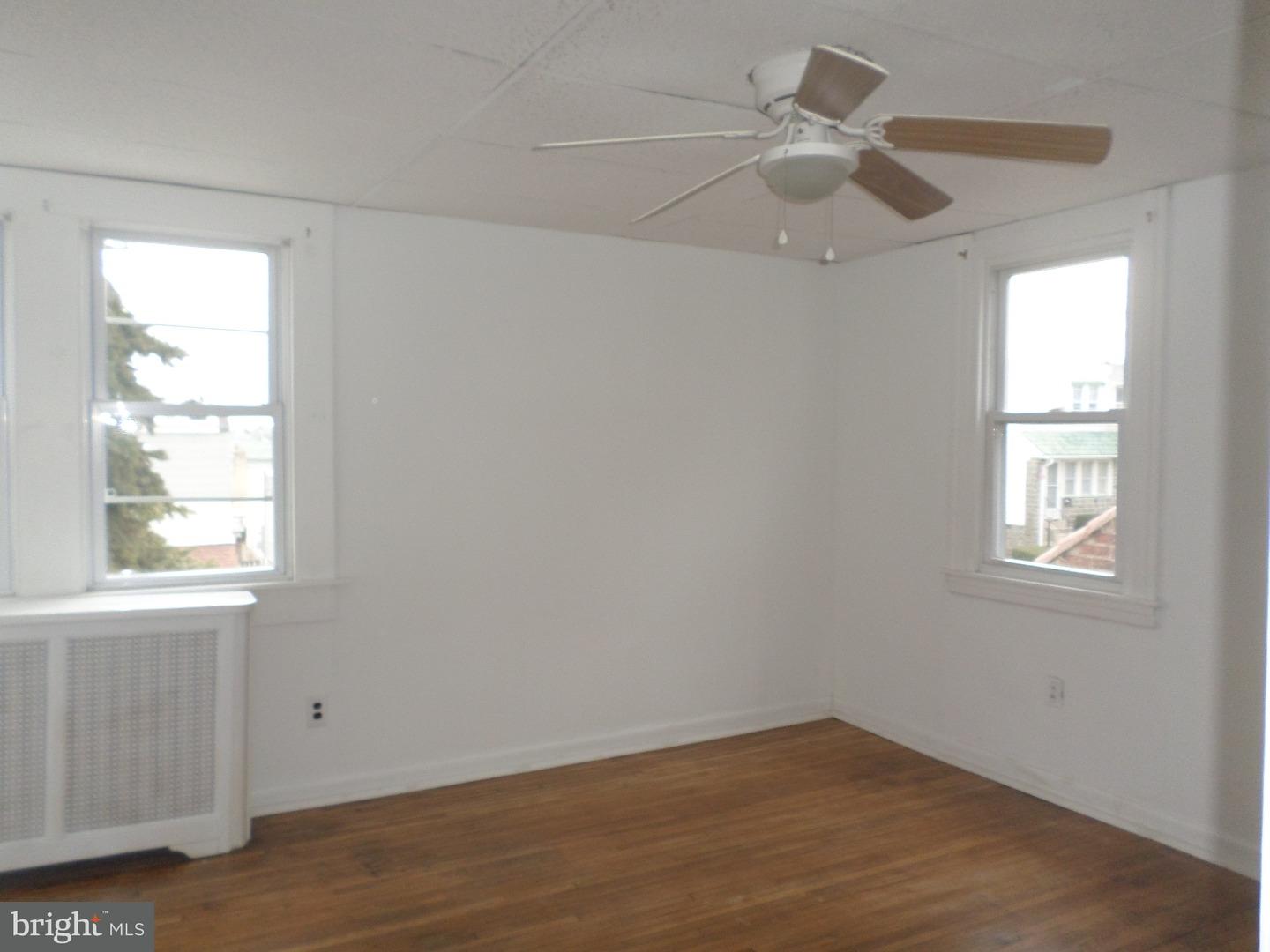 128 Westdale Road Upper Darby, PA 19082 - Photo 11 of 14 Bedroom - Main