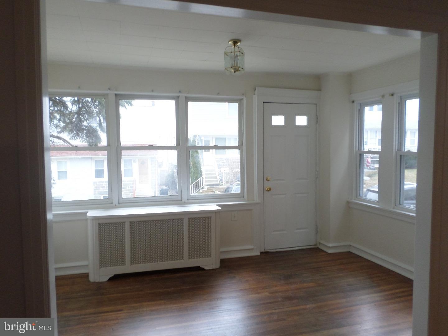 128 Westdale Road Upper Darby, PA 19082 - Photo 7 of 14 Enclosed Porch