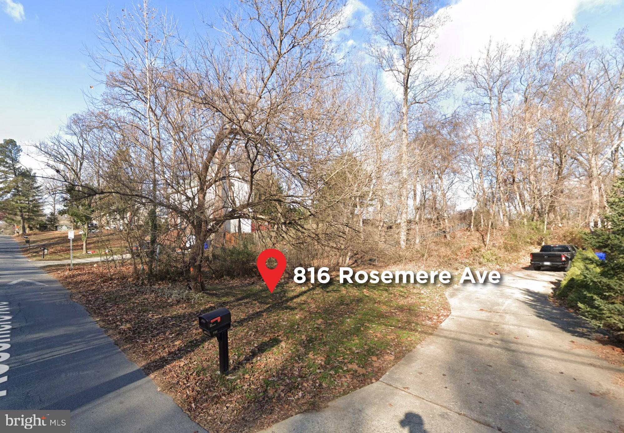 816 Rosemere Avenue Silver Spring, MD 20904 - Photo 2 of 3 a front view of a house with a garden