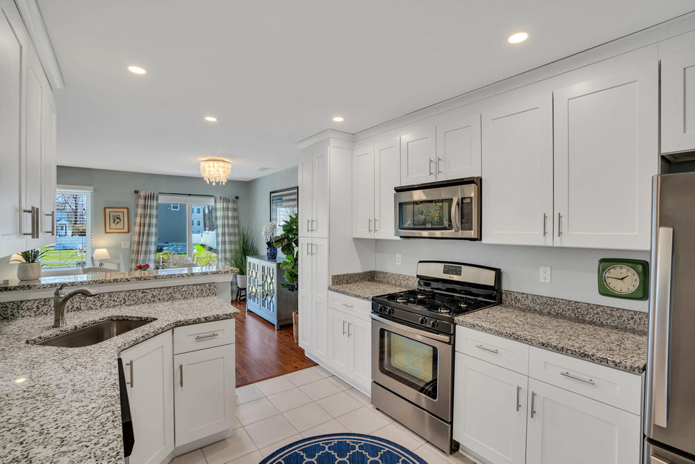 26 Bayview Court Long Branch, NJ 07740 - Photo 12 of 32 020_dsc09238