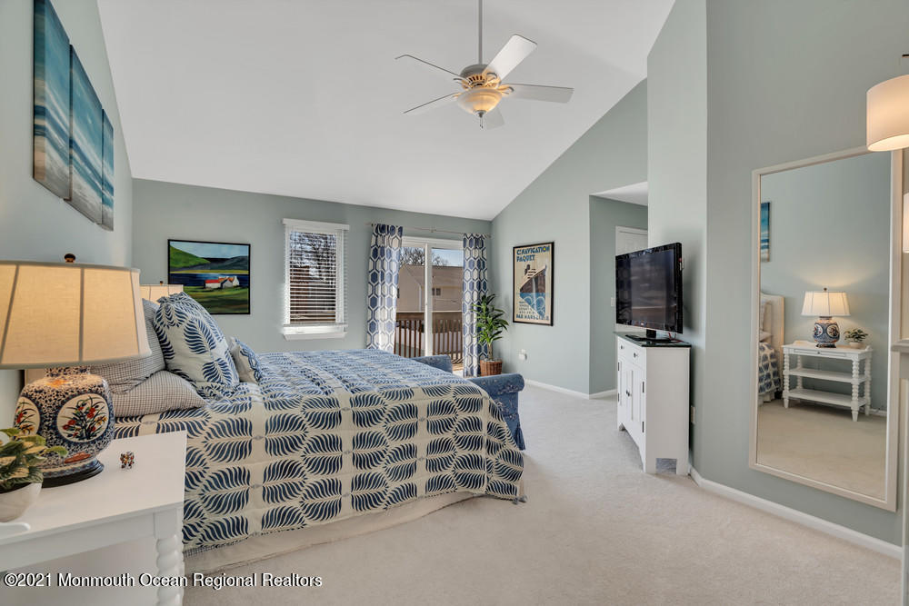 26 Bayview Court Long Branch, NJ 07740 - Photo 16 of 32 023_dsc09258