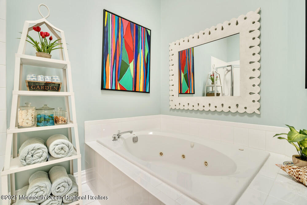 26 Bayview Court Long Branch, NJ 07740 - Photo 21 of 32 028_dsc09288