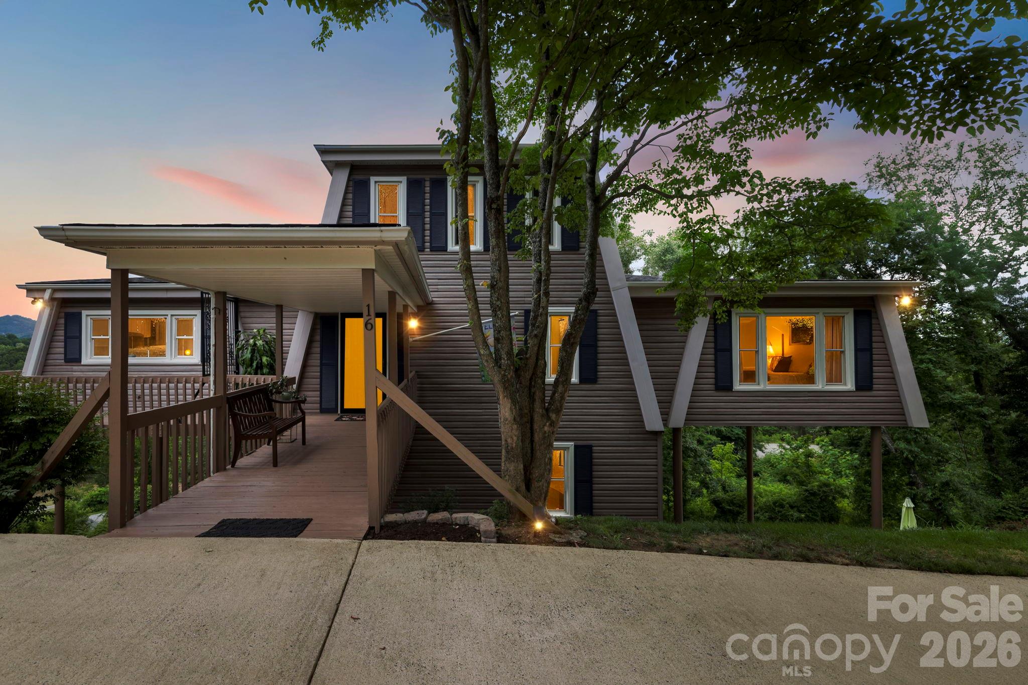 16 Audubon Drive Asheville, NC 28804 - Photo 1 of 47