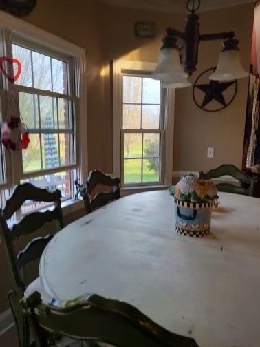 14 North George Road Flintville, TN 37335 - Photo 10 of 48 a bedroom with bed and window