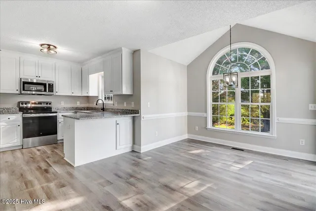 $385,000 | 1372 Highway 50, Benson, NC 27504