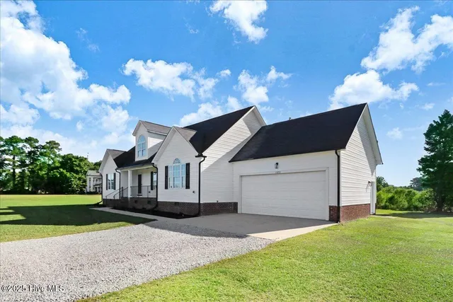 $385,000 | 1372 Highway 50, Benson, NC 27504