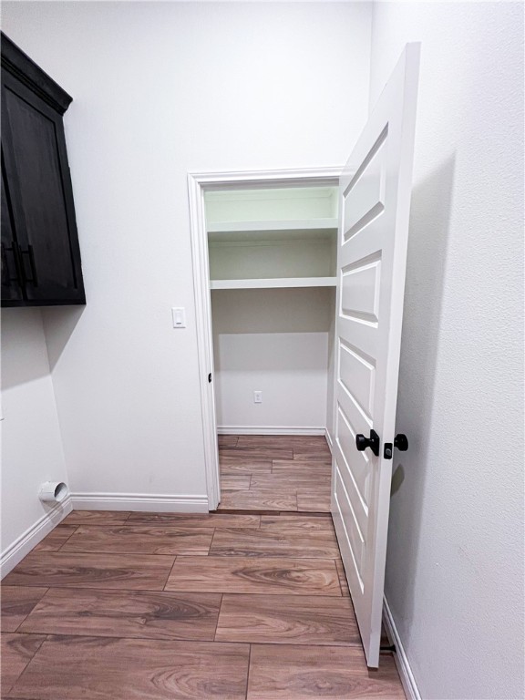 6918 Pacific Way Corpus Christi, TX 78414 - Photo 33 of 34 a view of a walk in closet