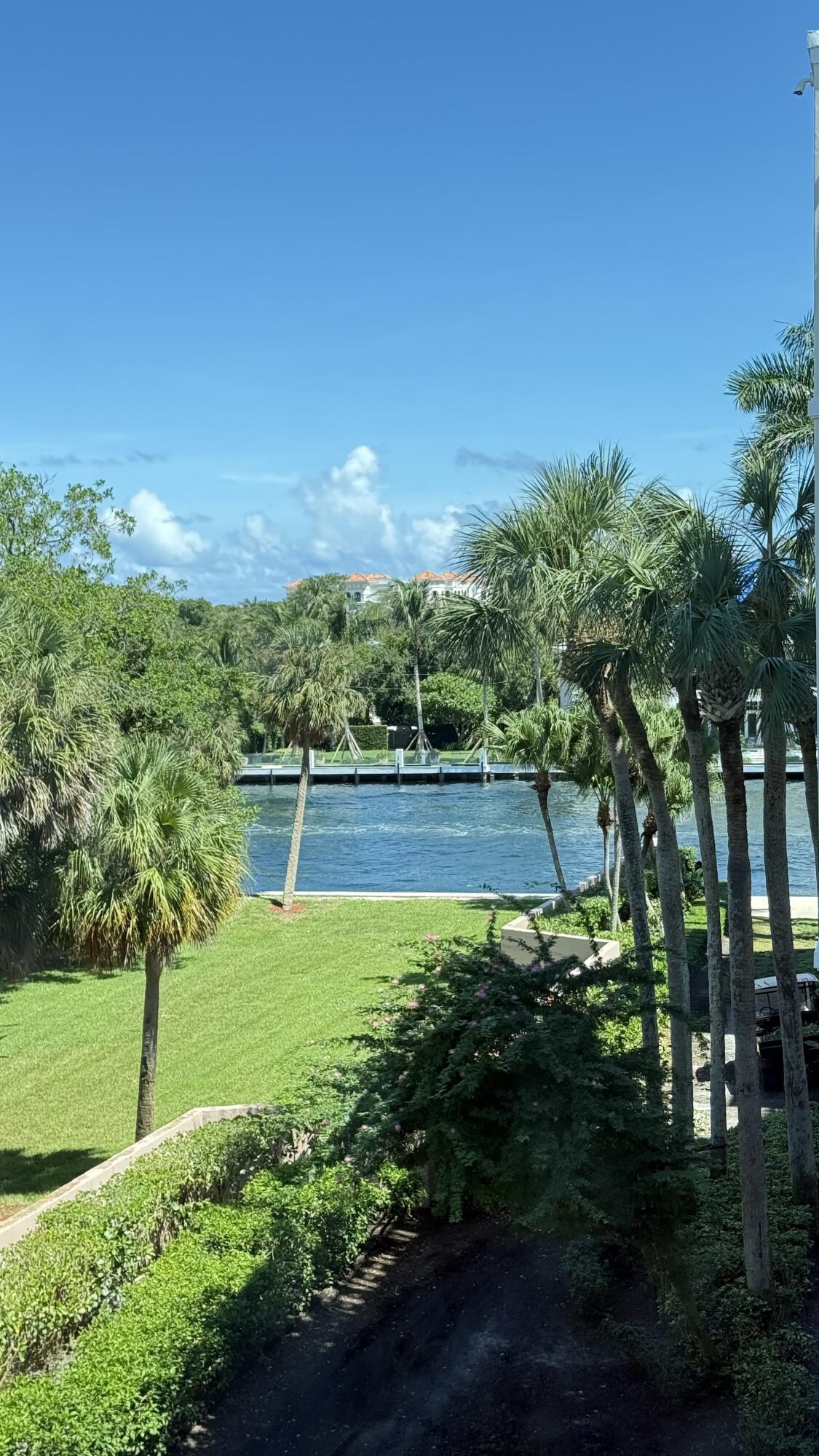 100 Southeast 5th Avenue, Unit 406 Boca Raton, FL 33432 - Photo 33 of 34 a view of green field with sitting area