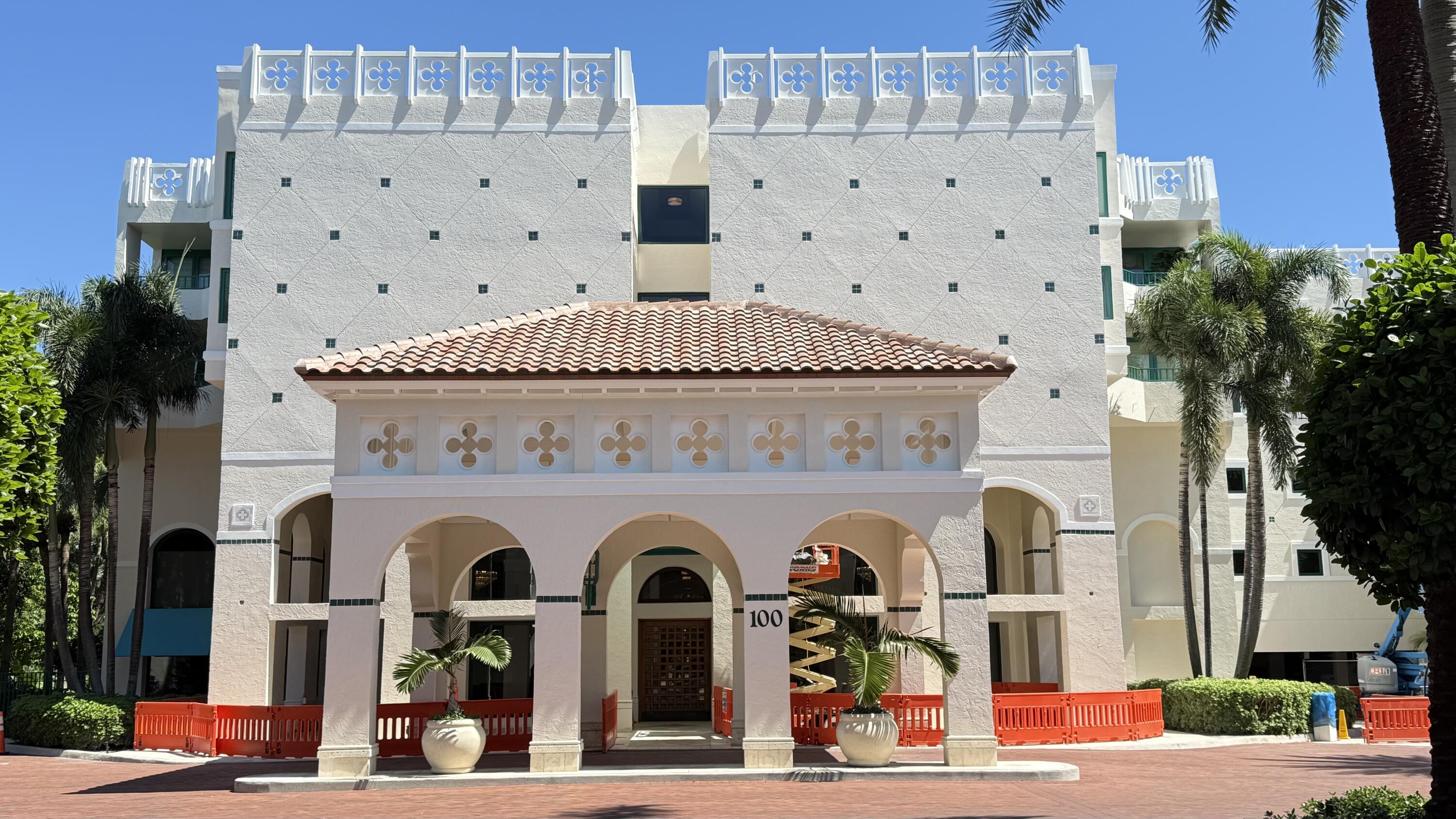 100 Southeast 5th Avenue, Unit 406 Boca Raton, FL 33432 - Photo 34 of 34 a front view of a building with multi story windows