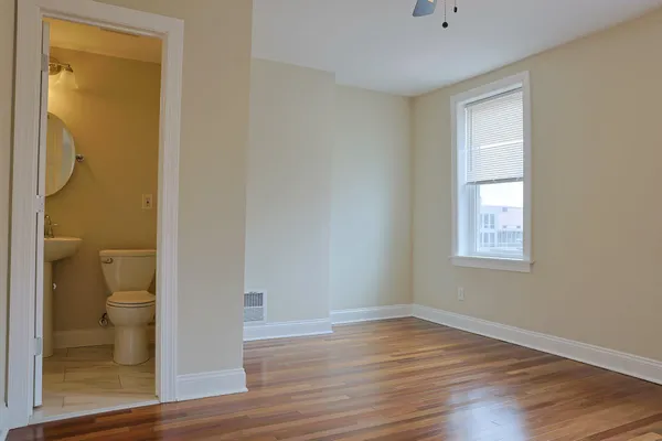 $2,100 | 1404 South 2nd Street, Unit 2, Philadelphia, PA 19147