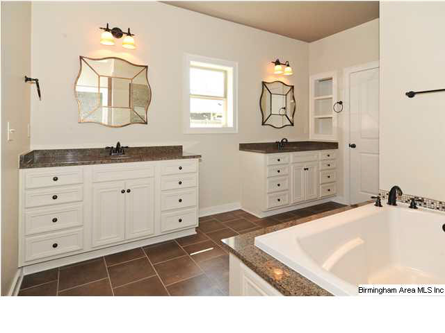 4081 Noyak Road, Unit 142 Birmingham, AL 35226 - Photo 12 of 24