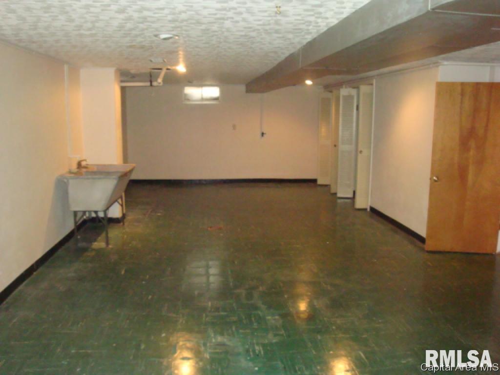 39 Mesa Road Springfield, IL 62702 - Photo 12 of 18