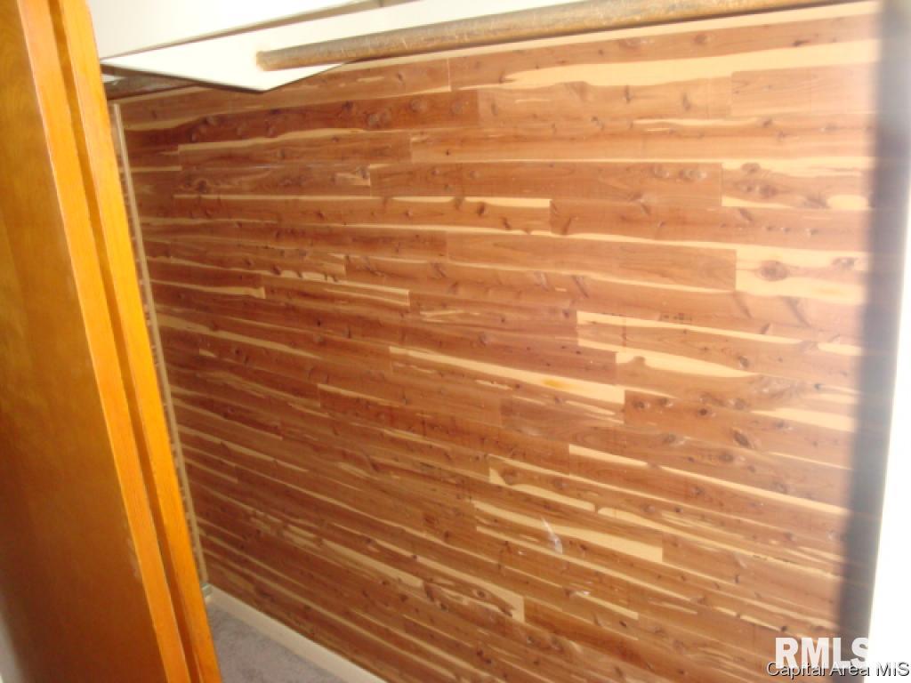 39 Mesa Road Springfield, IL 62702 - Photo 8 of 18