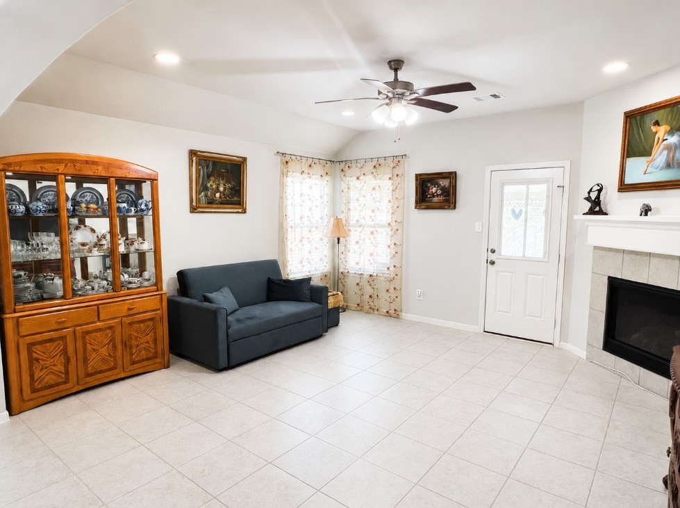 2020 Cedar Tree Court Conroe, TX 77301 - Photo 15 of 26