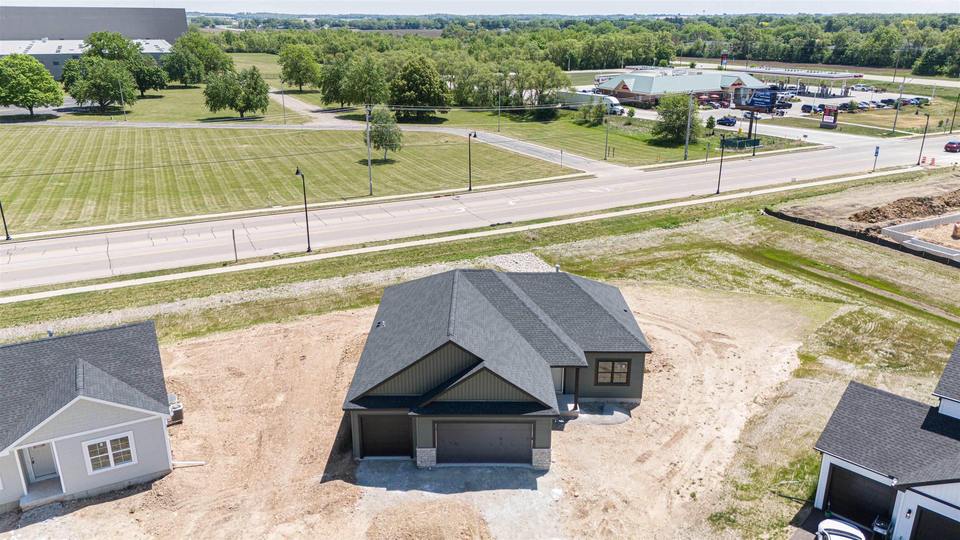 1732 East Kyle Beloit, WI 53511 - Photo 2 of 13