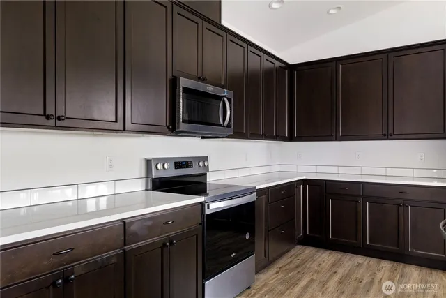 $655,000 | 758 Northwest Shire Street, Oak Harbor, WA 98277