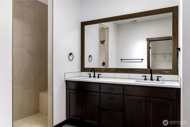 $655,000 | 758 Northwest Shire Street, Oak Harbor, WA 98277