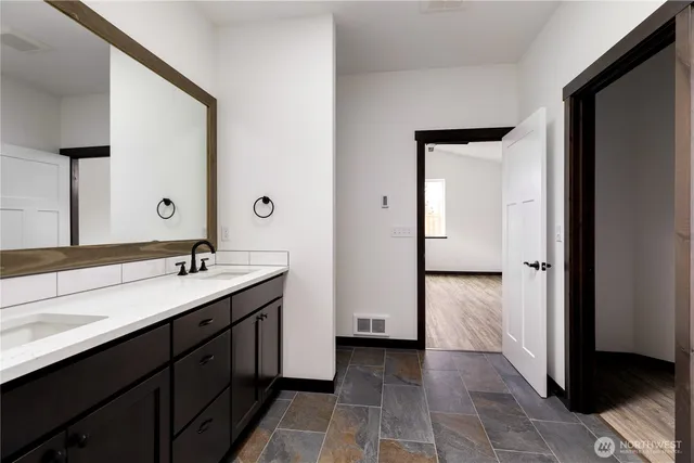 $655,000 | 758 Northwest Shire Street, Oak Harbor, WA 98277