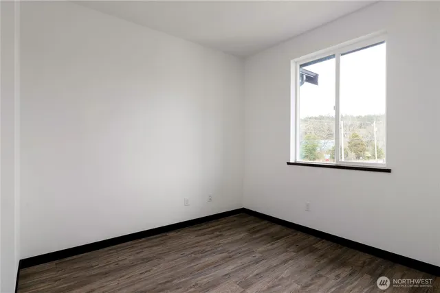 $655,000 | 758 Northwest Shire Street, Oak Harbor, WA 98277