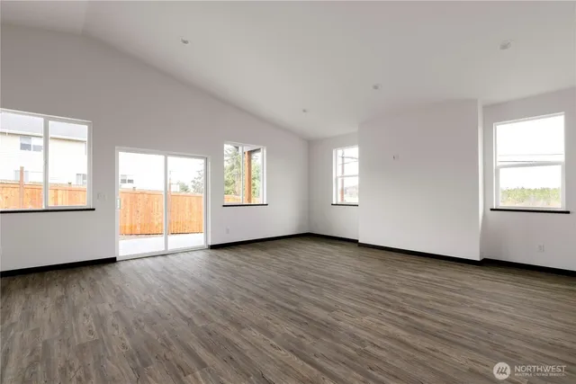 $655,000 | 758 Northwest Shire Street, Oak Harbor, WA 98277