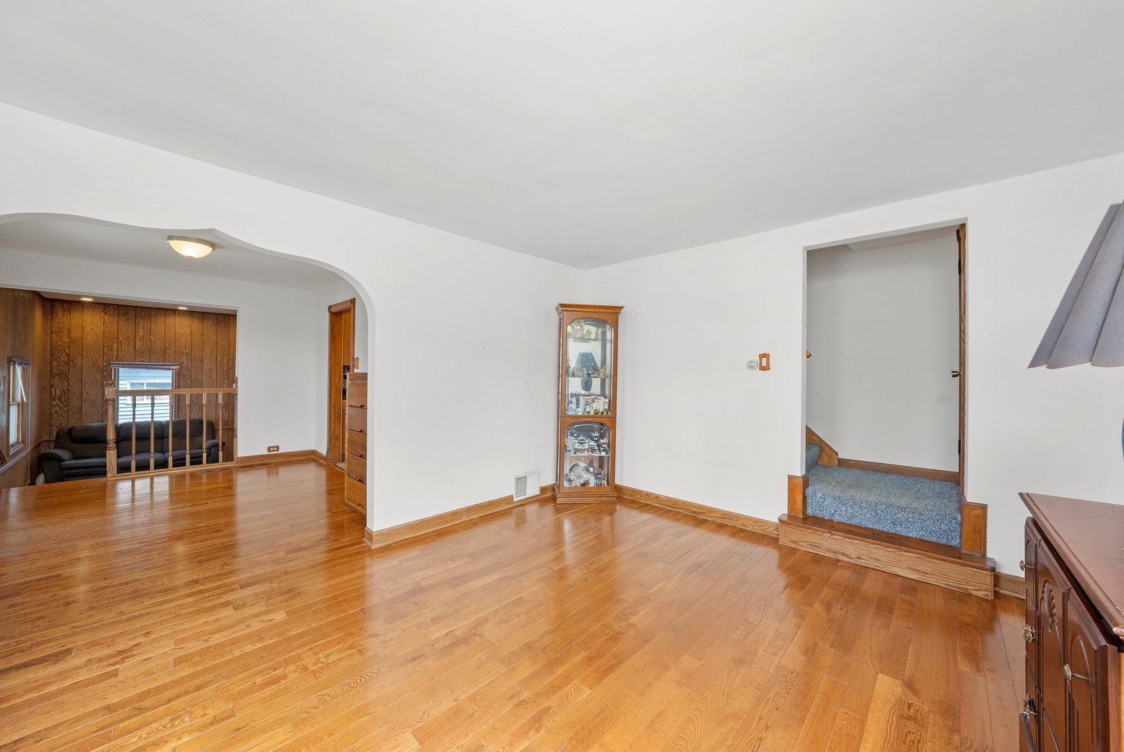 7052 41st Street Berwyn, IL 60402 - Photo 3 of 22